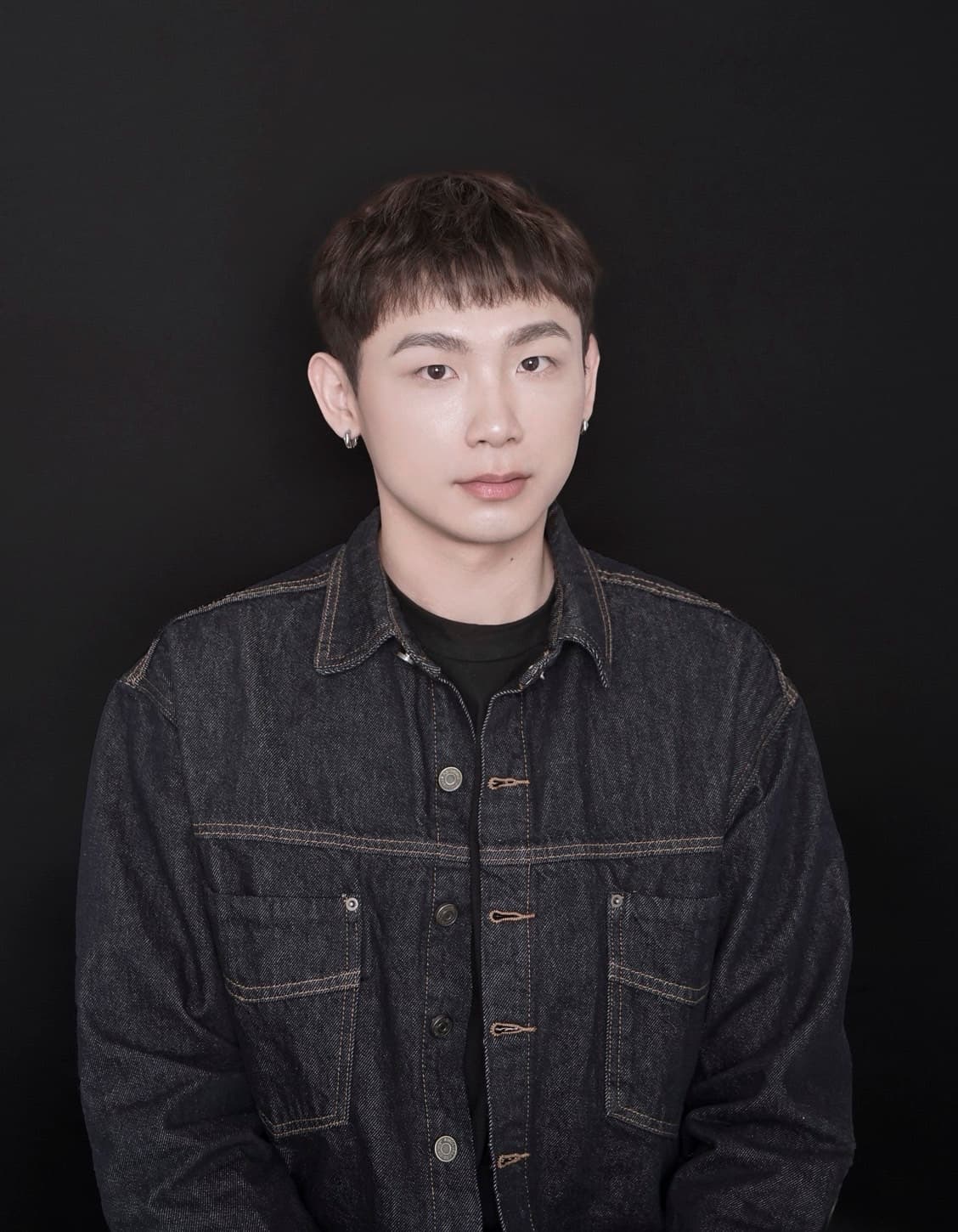 有澤 設計師形象照
